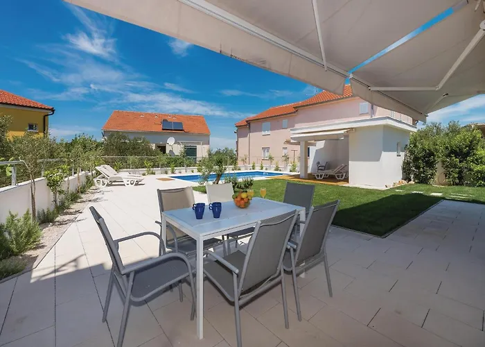 Apartamento Two-bedroom In *